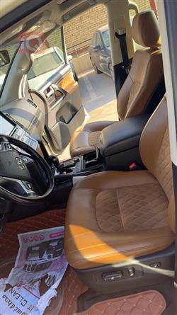 تويوتا لاندكروزر